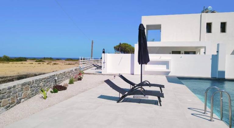 Villa with pool | Beach nearby | Pet-friendly — photo 4
