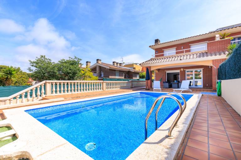 Villa La Pineda