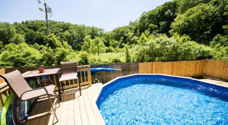 House with jacuzzi & pool | Pet-friendly — photo 4