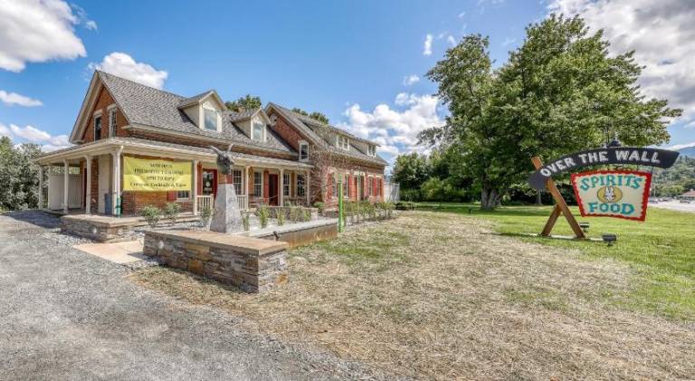 Rental apartment | Pet-friendly in Stowe, VT