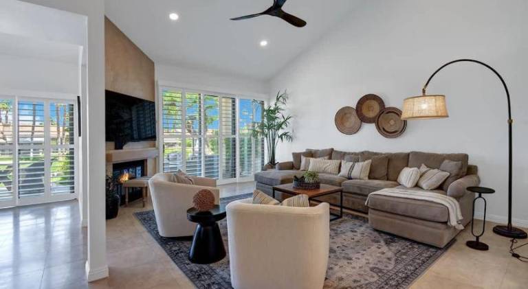 Pleasant vacation home with jacuzzi & pool | Good for workation | Pets allowed — photo 3