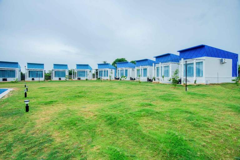 Seaborne Beach Resort