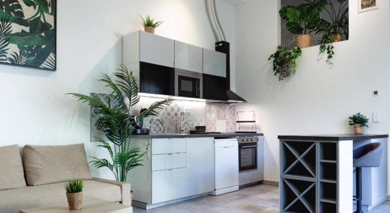 Fully equipped holiday apartment with terrace, yard & BBQ | Good for workation | Pet-friendly — photo 2