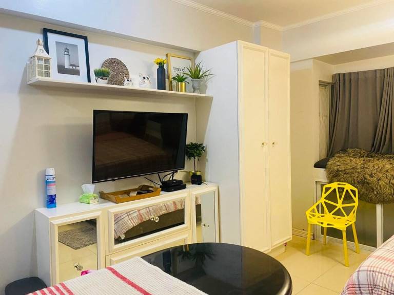 Holiday apartment with pool — photo 4
