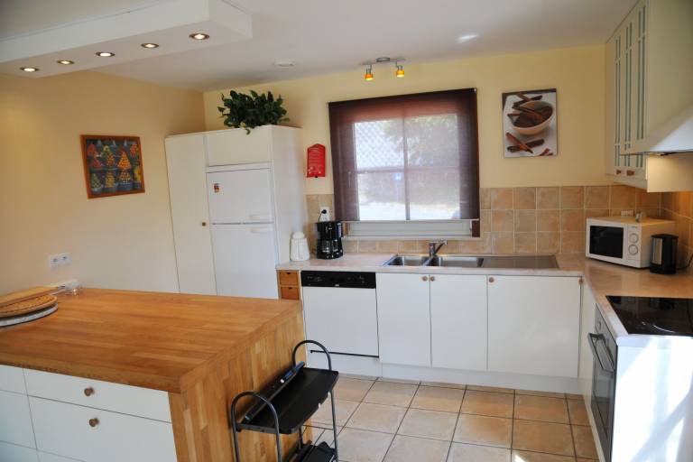House with garden, grill & sauna — photo 4