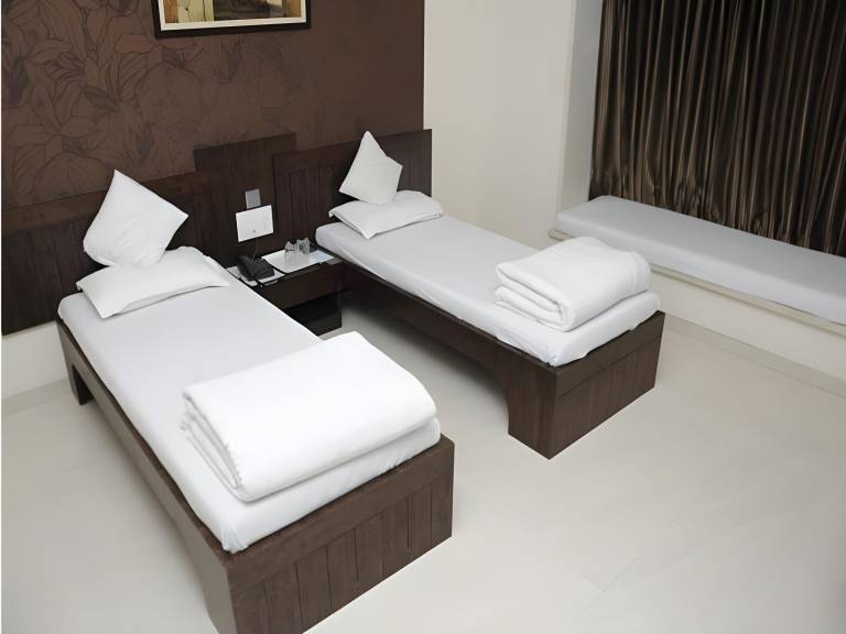 Hotel Causeway