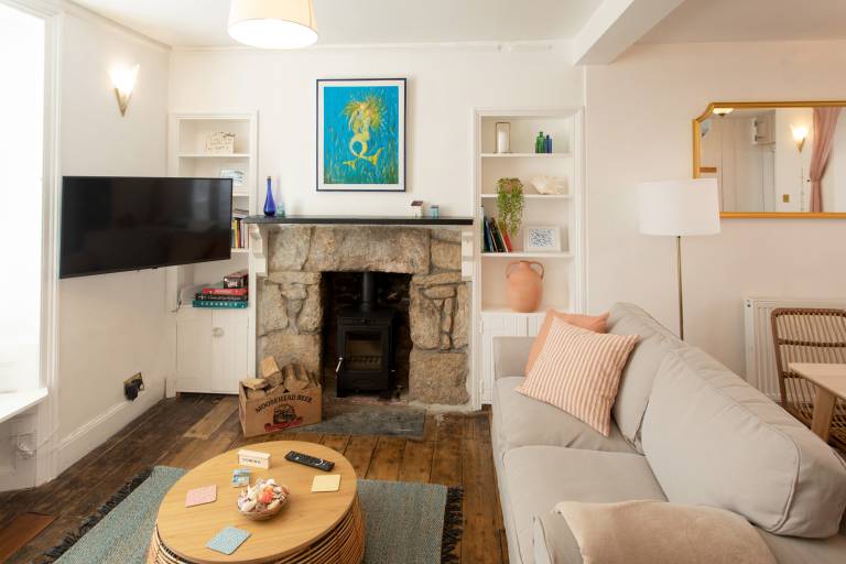 Child-friendly pleasant cottage with terrace & garden | Beach view | Pets allowed in Penzance