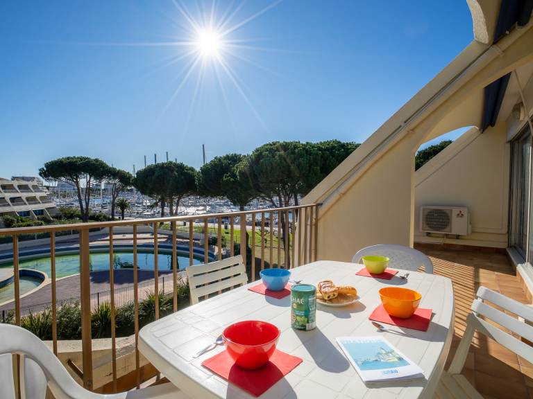 Nice holiday apartment with pool & patio | Close to the beach | Pet-friendly — photo 4