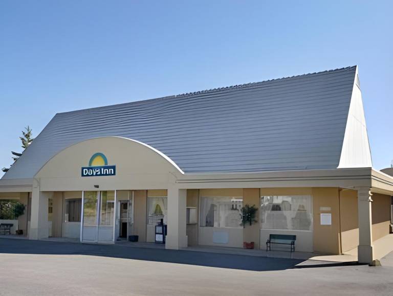 Days Inn by Wyndham Frankfort in Frankfort, KY
