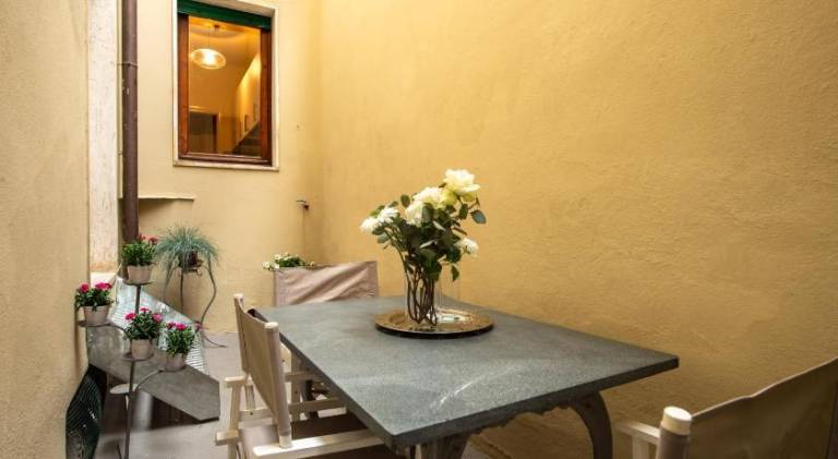 Hostly-Suite il Mediceo-Lungarni in Town Center — photo 5