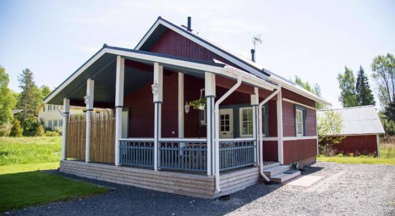 House with sauna, garden & patio | Pet-friendly in Pori
