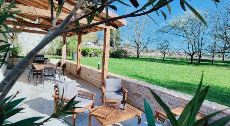 DOMAINE SAINT LOUP - 10min BEAUNE in Beaune