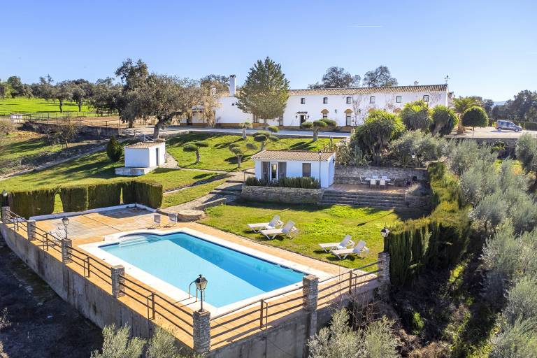 Casa rural Cuevas del Becerro