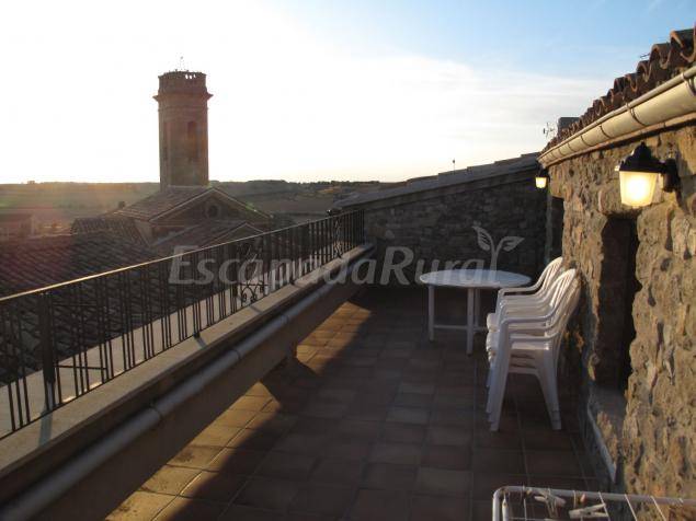 Cottage with terrace | City view — photo 3