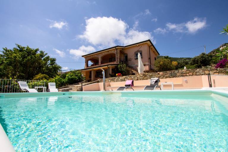 Villa Tertenia