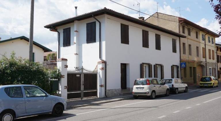 Holiday apartment with 1 room for 5 persons in Gorizia