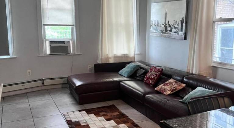 Pleasant rental apartment | Pets allowed in Hudson, NY