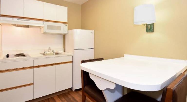 Extended Stay America Select Suites - Tampa - Brandon — photo 5