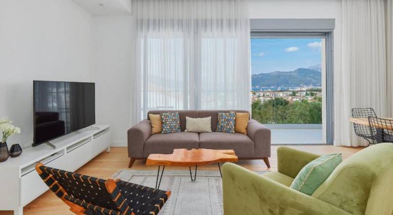 Nice rental apartment with pool, barbeque & yard | Pets are welcome — photo 2
