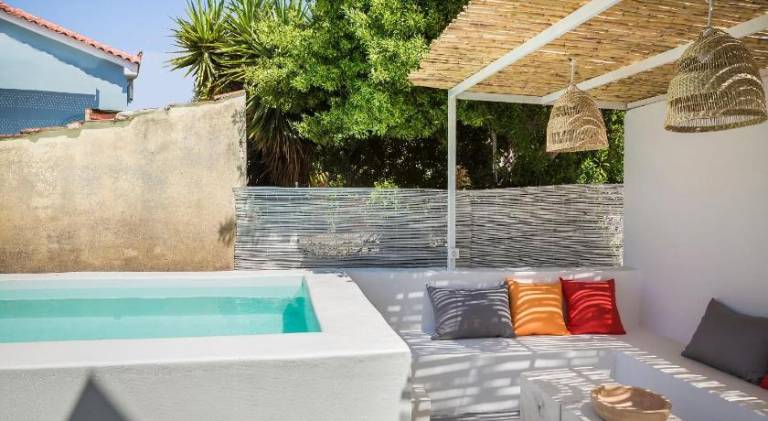 Villa with barbeque, private pool & terrace | Pets allowed — photo 4