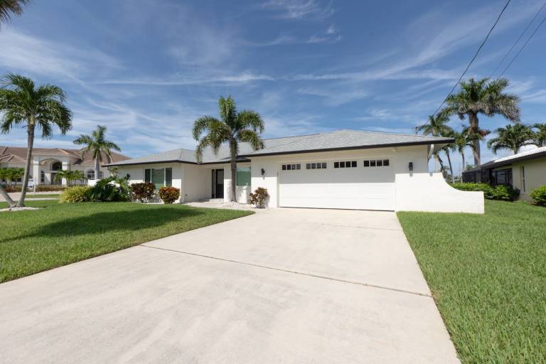 House with grill & private pool | Suitable for remote work in Cape Coral, FL