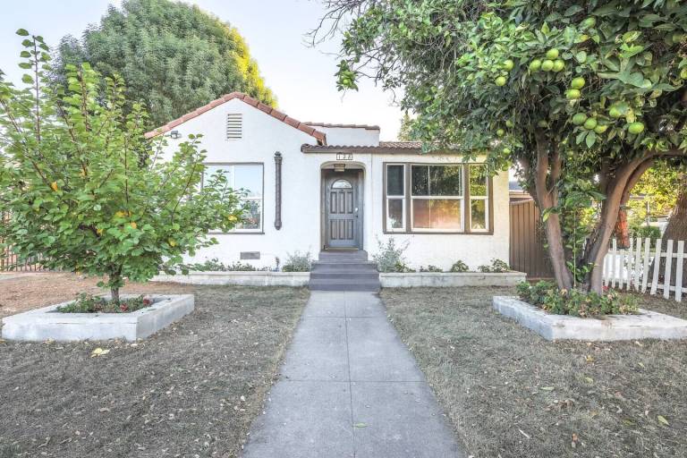 House  Glendora