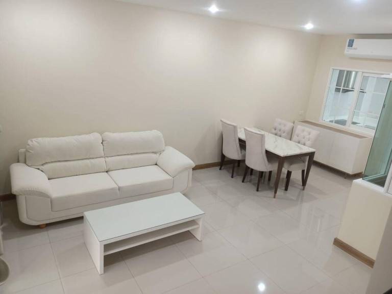 Beautiful house with pool | Good for workation | Pets allowed — photo 4