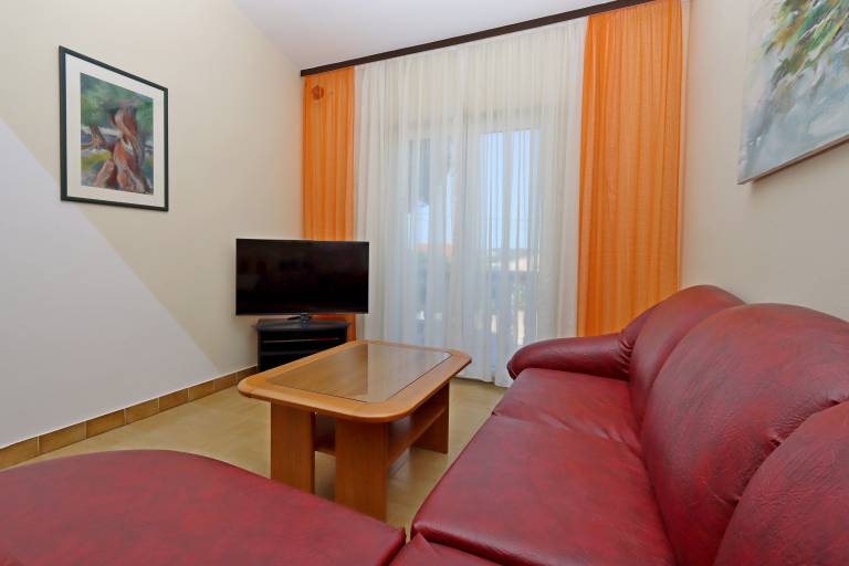 Two bedroom apartment with terrace and sea view Barbat, Rab (A-24215-a) — photo 3