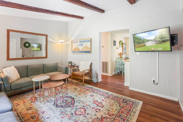 Condo Goodview