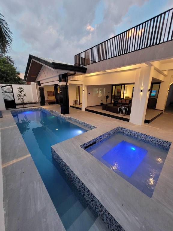 450 m² Villa