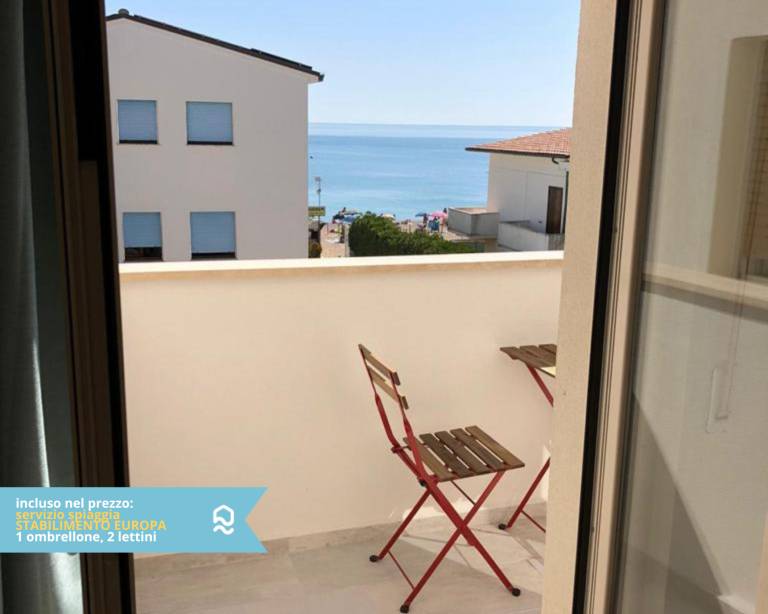 Apartment with terrace | Beach view in Ancona