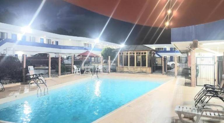 Motel 6 Canon City, CO — photo 2