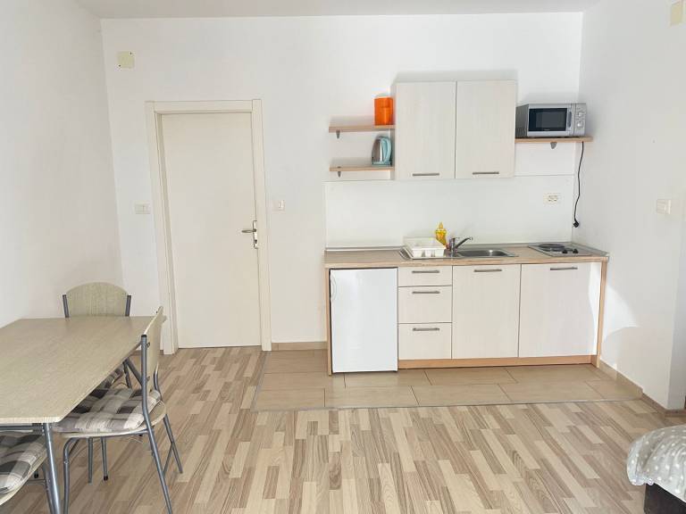 Charming holiday apartment with terrace & yard | Close to the beach | Dogs allowed — photo 3
