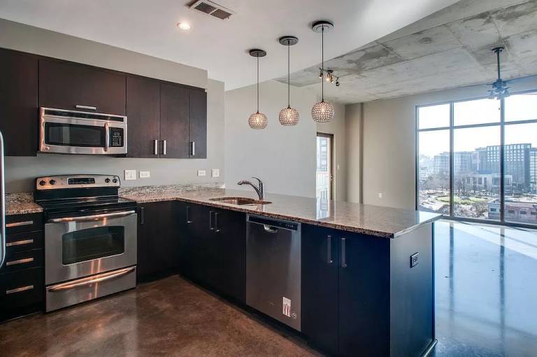 Rare rental opportunity Unfurnished 1 yr min