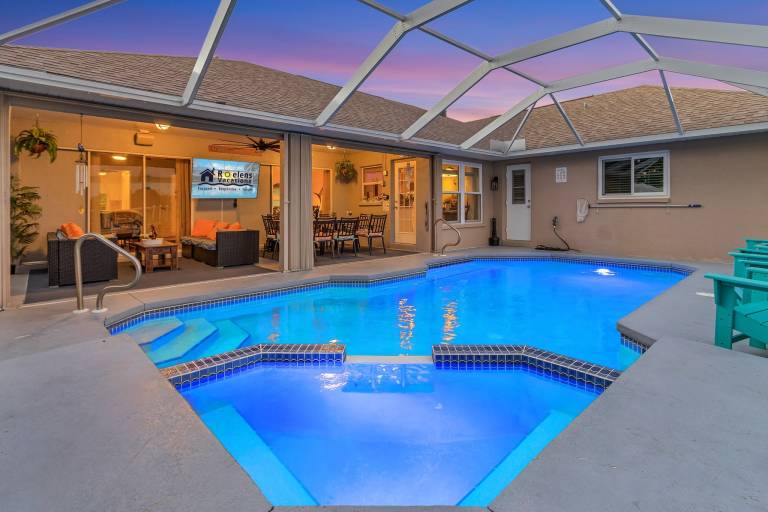 Stunning Waterfront Oasis - Bikes, Kayaks, Pool & Spa, and much more! - Villa X-Ta-Sea - Roelens — photo 3