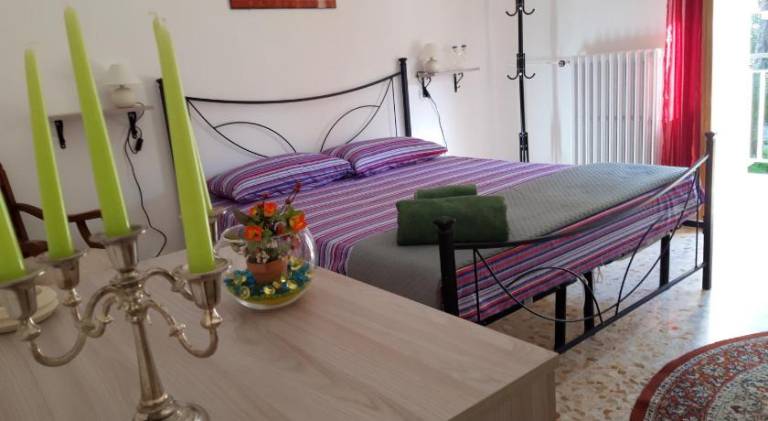 Rental apartment with 1 room for 2 persons in Giurdignano