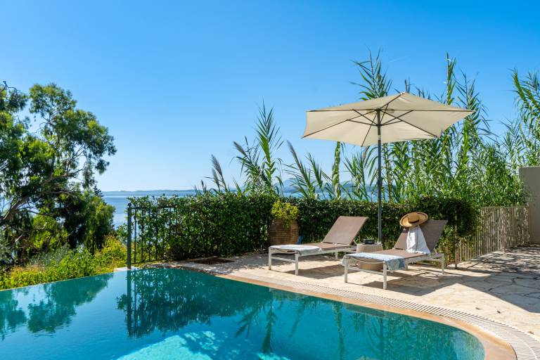 Villa with yard, fast internet & private pool | Sea view — photo 2