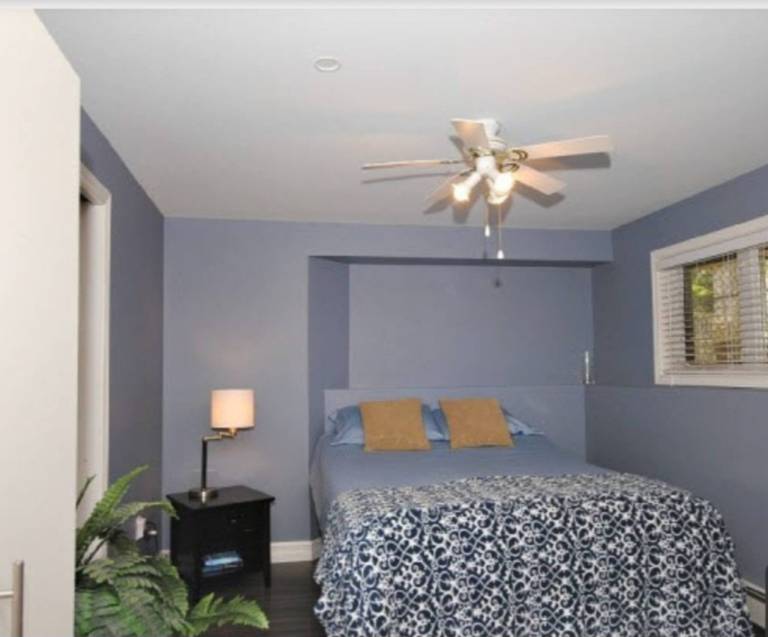 Apartment with pool — photo 2