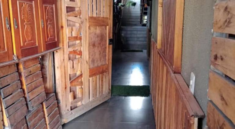 Quarto refrigerado com cama de casal — photo 4