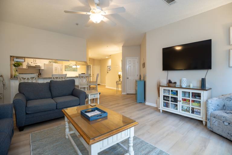 40 Ocean Breeze: Beautiful Updated Pet Friendly, Free Bikes, Tennis & Pool — photo 4