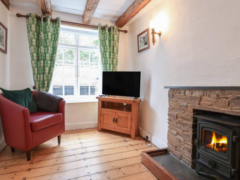 Cottage with terrace & garden | Beach view — photo 5
