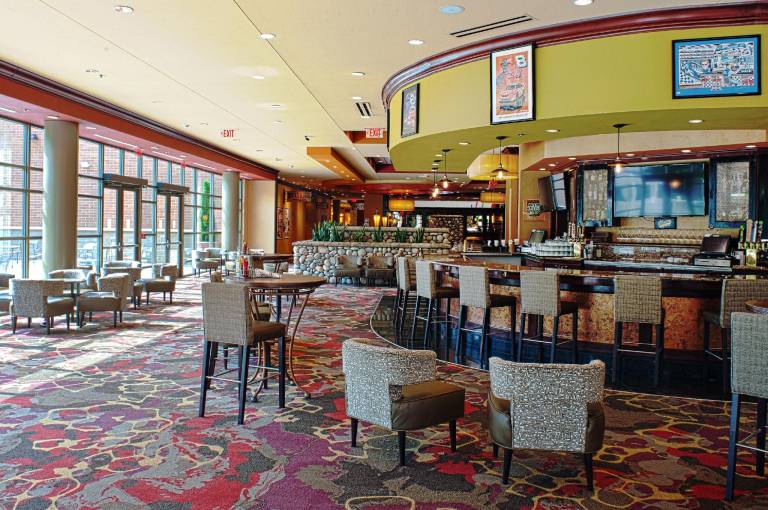 Embassy Suites by Hilton Charlotte Concord Golf Resort & Spa — photo 3