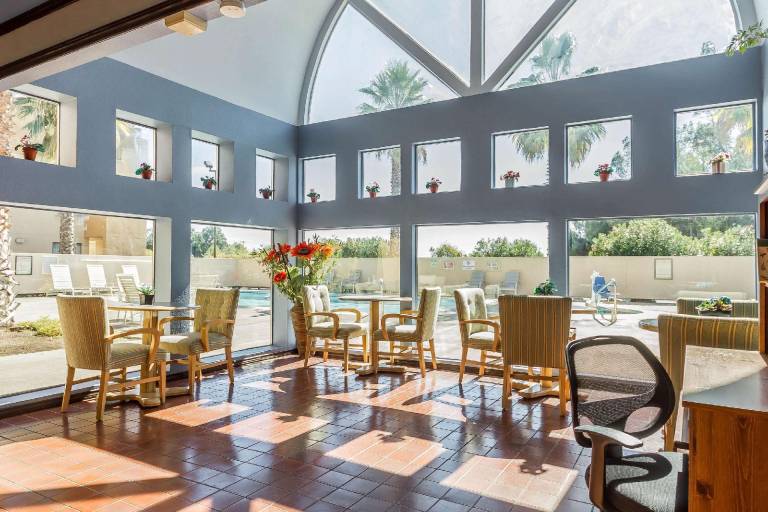 Quality Inn & Suites Vacaville — photo 4