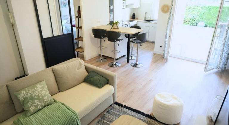 Pleasant rental apartment with pool & yard | Dogs allowed — photo 2