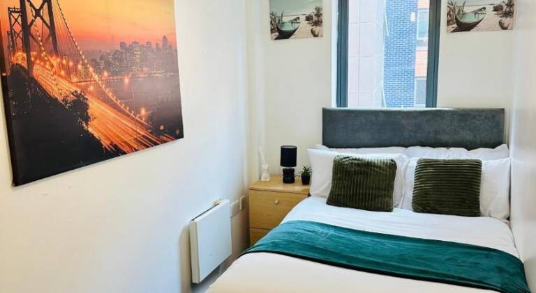 Holiday apartment | Next to Liverpool Cathedral | Dogs allowed — photo 2