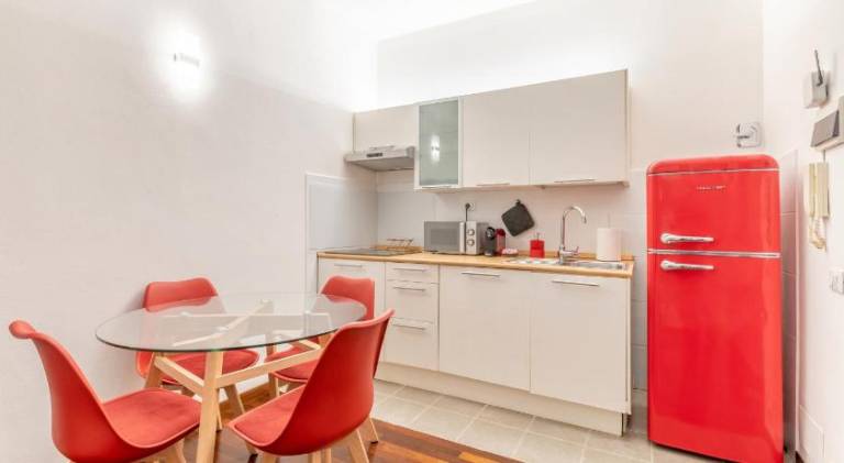 Apartment | Near Piazza De Ferrari | Dogs allowed — photo 2