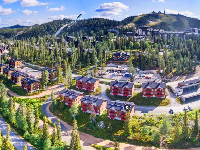 Dom  Kuusamo