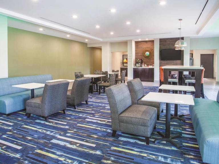 La Quinta Inn & Suites by Wyndham Cullman in Cullman, AL
