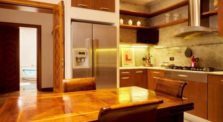 Apartment with terrace & yard | Near Rialto Bridge | Suitable for remote work | Pets are welcome — photo 3