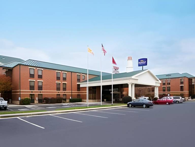 Baymont by Wyndham Knoxville/Cedar Bluff in Knoxville, TN